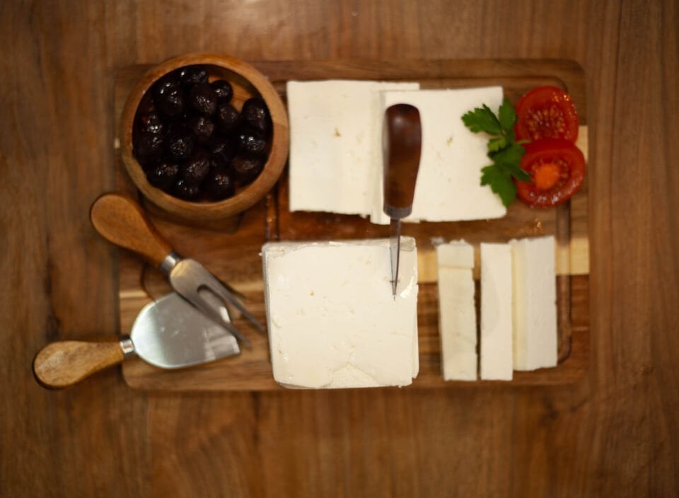 Kars Tam Yağlı Beyaz Peynir (Geleneksel Mandıra Usulü)